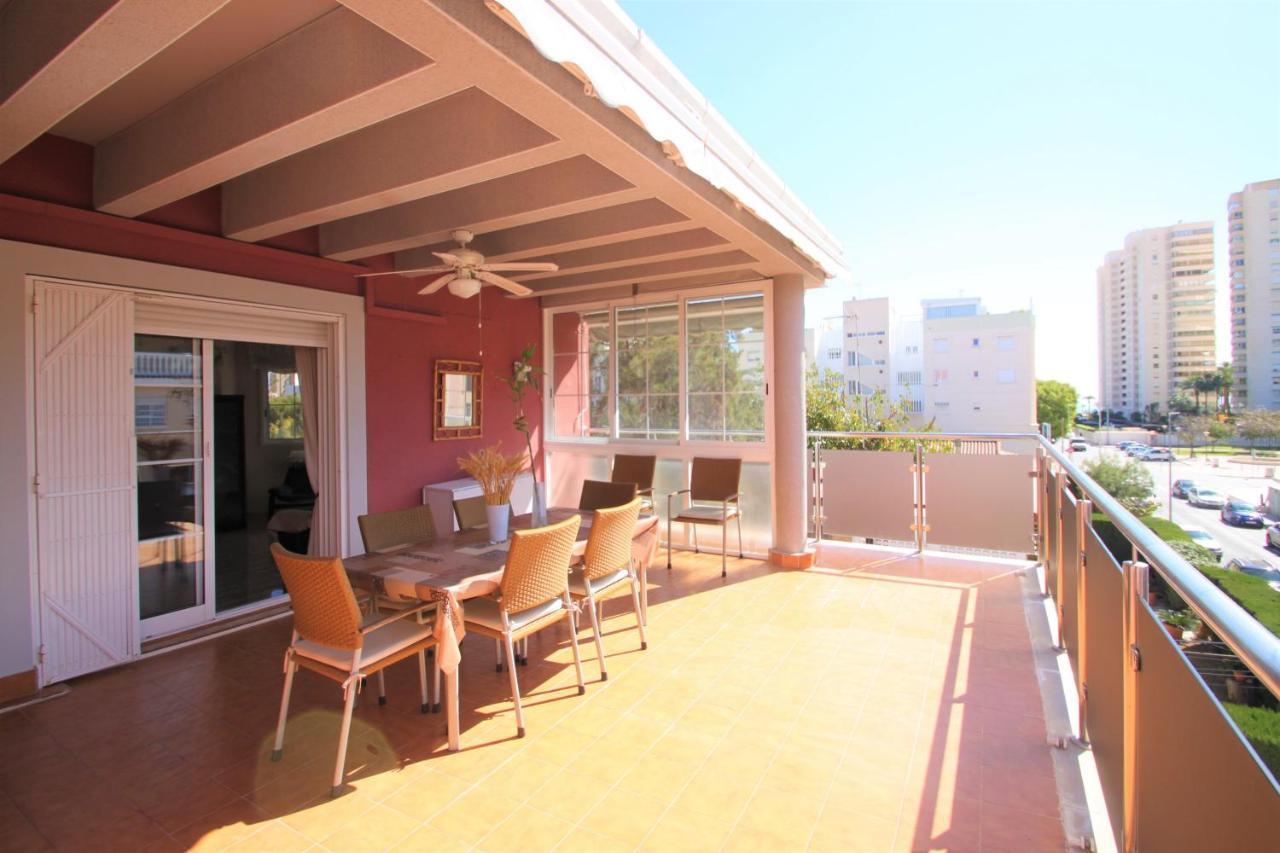 Apartamento Con Magnifica Terraza En El Campello C105 Alicante Luaran gambar